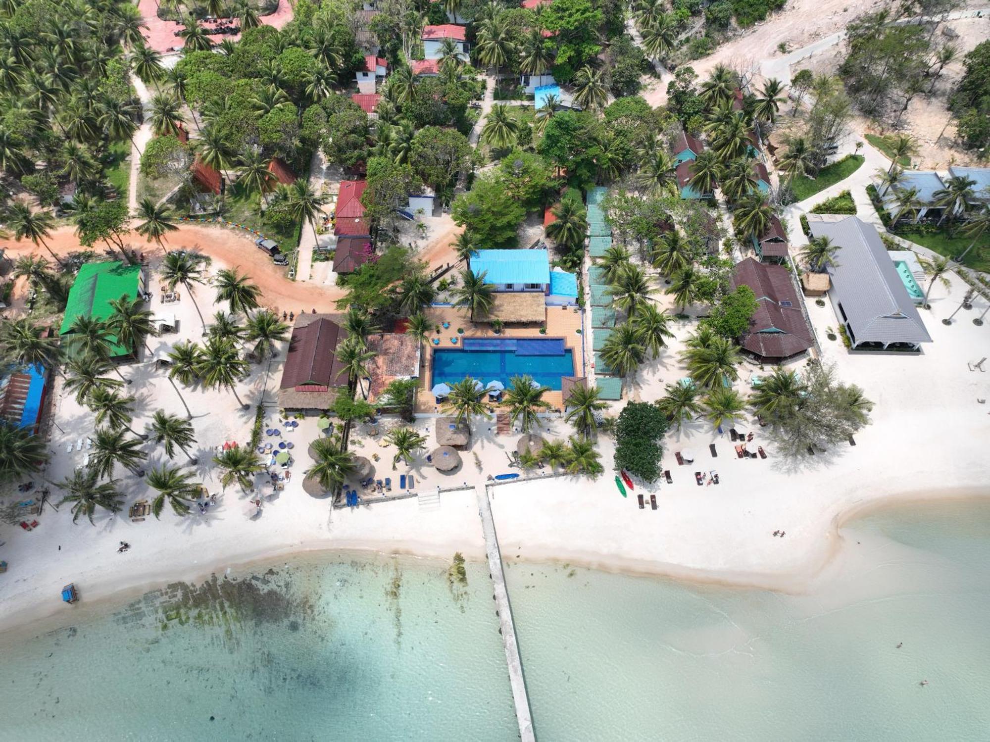 Amor Resort Koh Rong Derm Tkov Village Extérieur photo